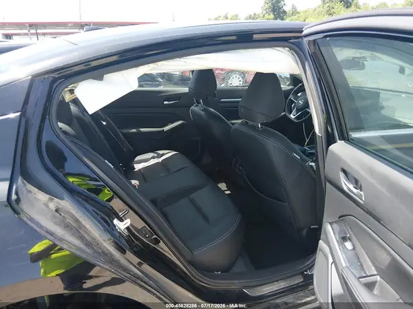 1N4BL4EV7RN356799 2024 NISSAN ALTIMA - Image 8