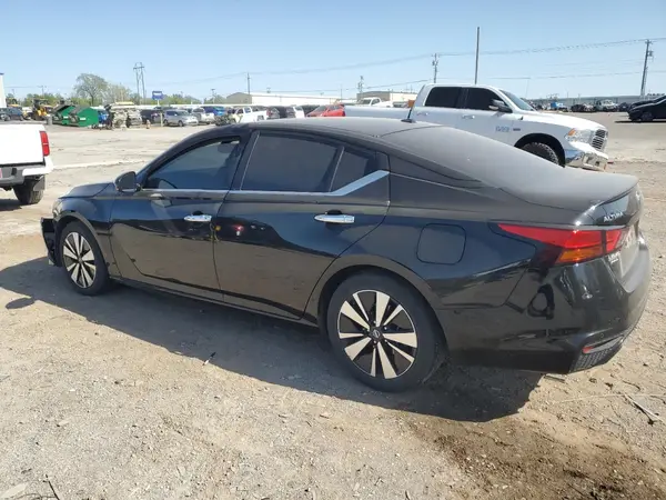 1N4BL4EV8KC166933 2019 NISSAN ALTIMA - Image 2
