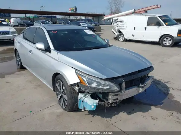 1N4BL4EV8KC167242 2019 NISSAN ALTIMA - Image 1