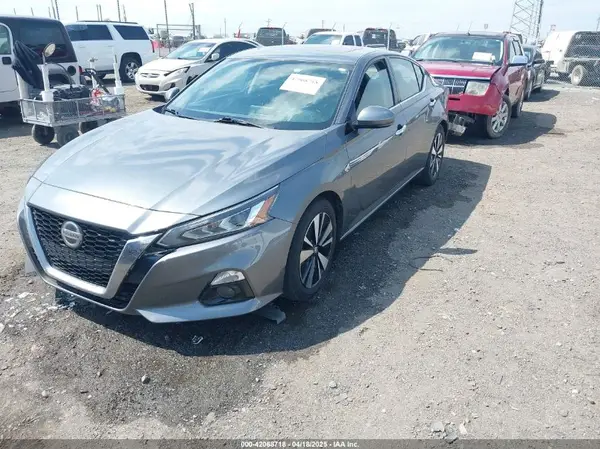 1N4BL4EV8KC169928 2019 NISSAN ALTIMA - Image 2