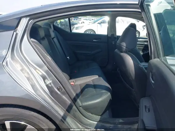 1N4BL4EV8KC169928 2019 NISSAN ALTIMA - Image 8