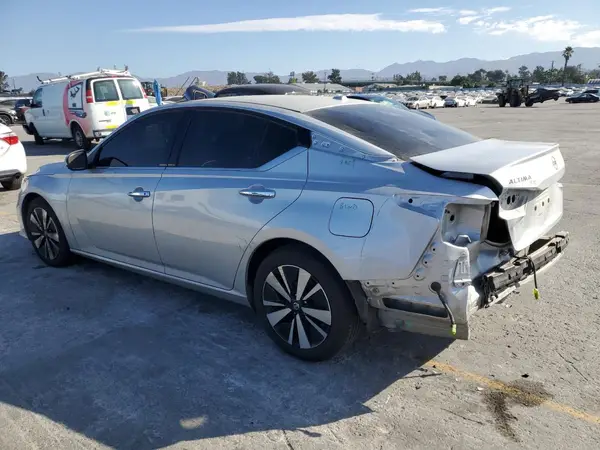 1N4BL4EV8KC180508 2019 NISSAN ALTIMA - Image 2