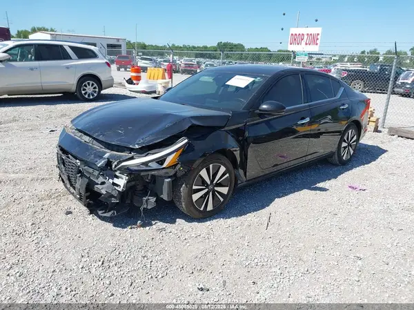 1N4BL4EV8KC197700 2019 NISSAN ALTIMA - Image 2