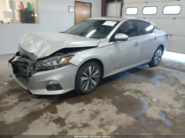 1N4BL4EV8KC201552 2019 NISSAN ALTIMA - Image 2