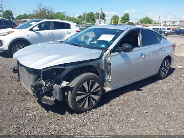 1N4BL4EV8KC201695 2019 NISSAN ALTIMA - Image 2