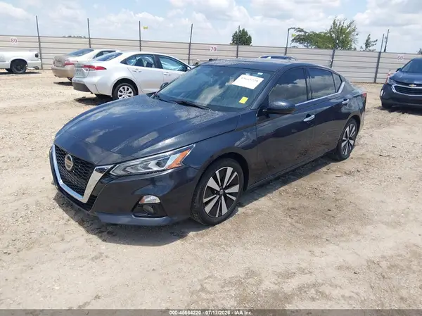 1N4BL4EV8KC249018 2019 NISSAN ALTIMA - Image 2
