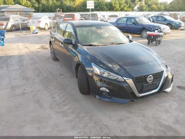 1N4BL4EV8LC132590 2020 NISSAN ALTIMA - Image 1
