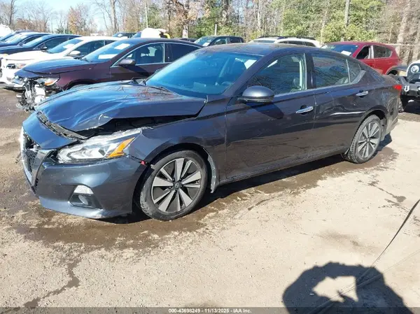 1N4BL4EV8LC134565 2020 NISSAN ALTIMA - Image 2