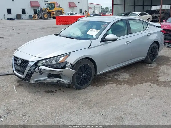 1N4BL4EV8LC181949 2020 NISSAN ALTIMA - Image 2