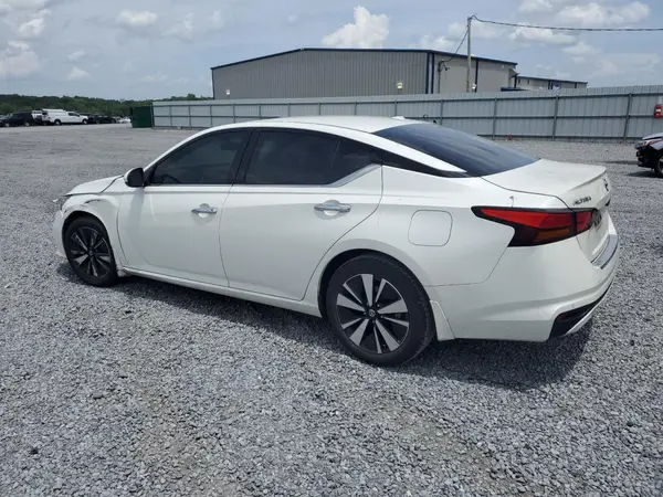 1N4BL4EV8MN352365 2021 NISSAN ALTIMA - Image 2