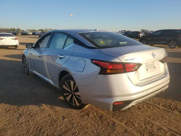 1N4BL4EV8NN391832 2022 NISSAN ALTIMA - Image 2