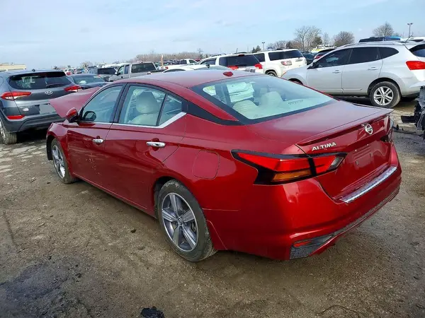 1N4BL4EV8NN417698 2022 NISSAN ALTIMA - Image 2
