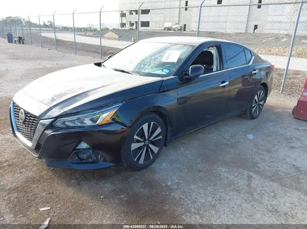 1N4BL4EV8NN424800 2022 NISSAN ALTIMA - Image 2