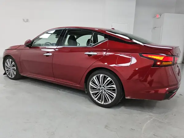 1N4BL4EV8PN399335 2023 NISSAN ALTIMA - Image 2