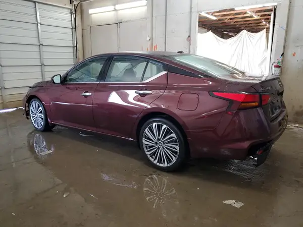 1N4BL4EV8RN353782 2024 NISSAN ALTIMA - Image 2