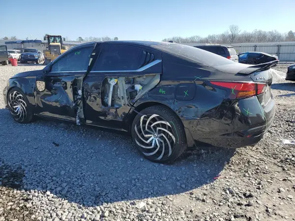 1N4BL4EV8RN358044 2024 NISSAN ALTIMA - Image 2