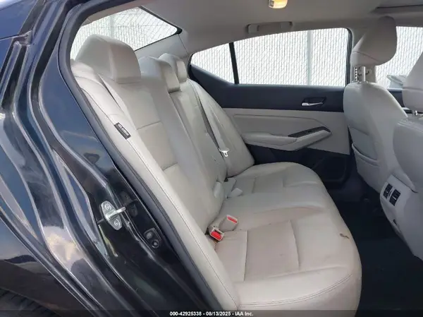 1N4BL4EV9KC104764 2019 NISSAN ALTIMA - Image 8