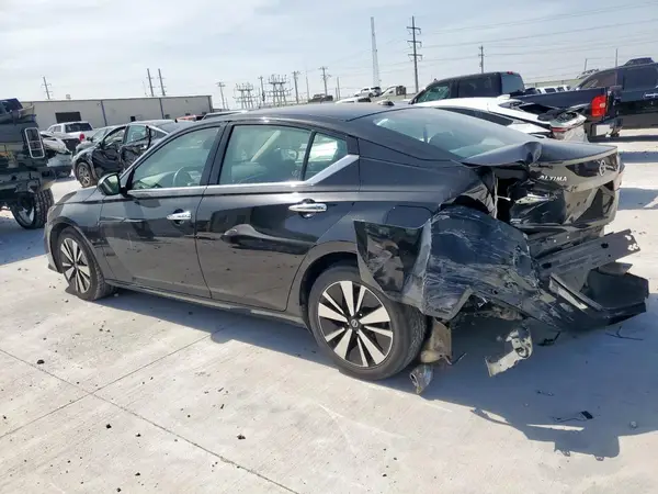 1N4BL4EV9KC258777 2019 NISSAN ALTIMA - Image 2