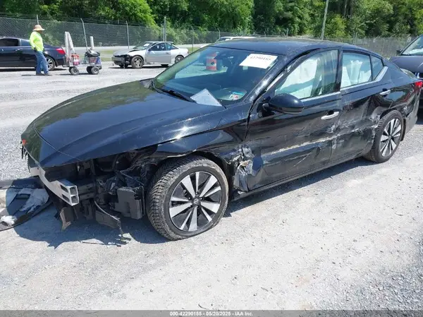 1N4BL4EV9MN410239 2021 NISSAN ALTIMA - Image 2