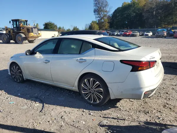 1N4BL4EV9RN391456 2024 NISSAN ALTIMA - Image 2