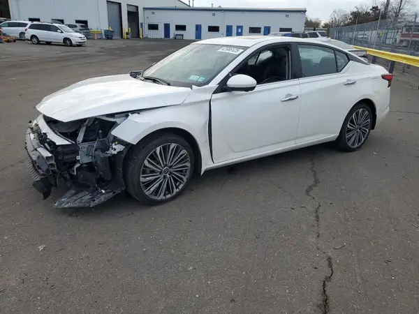 1N4BL4EV9RN405808 2024 NISSAN ALTIMA - Image 1
