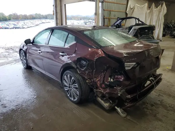 1N4BL4EV9RN423371 2024 NISSAN ALTIMA - Image 2