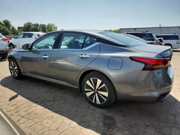1N4BL4EVXKC165136 2019 NISSAN ALTIMA - Image 2
