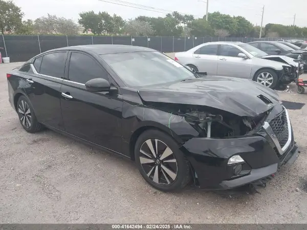 1N4BL4EVXKC202816 2019 NISSAN ALTIMA - Image 1
