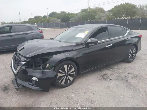1N4BL4EVXKC202816 2019 NISSAN ALTIMA - Image 2