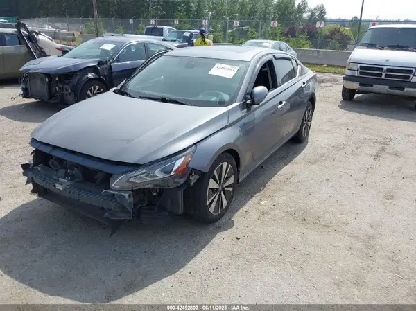 1N4BL4EVXKC220216 2019 NISSAN ALTIMA - Image 2