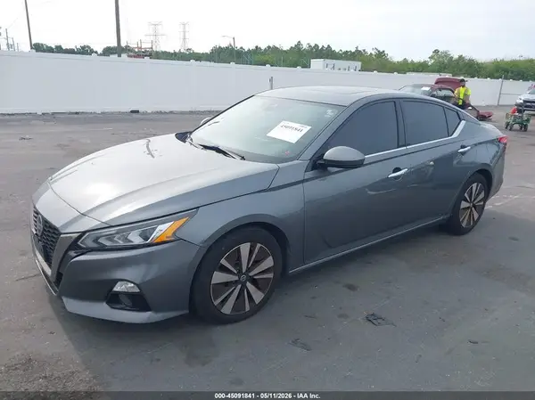 1N4BL4EVXKC228476 2019 NISSAN ALTIMA - Image 2