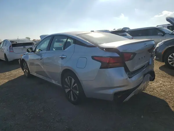 1N4BL4EVXKC233788 2019 NISSAN ALTIMA - Image 2