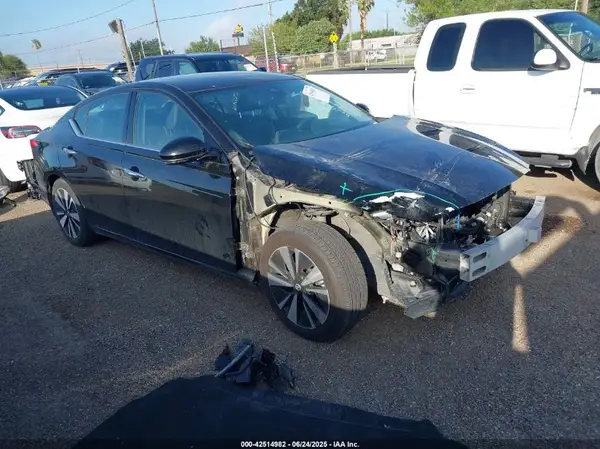 1N4BL4EVXNN403298 2022 NISSAN ALTIMA - Image 1