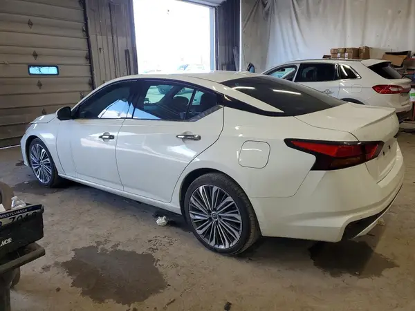 1N4BL4EVXPN339590 2023 NISSAN ALTIMA - Image 2