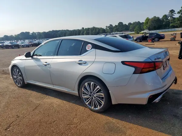1N4BL4EVXRN419006 2024 NISSAN ALTIMA - Image 2