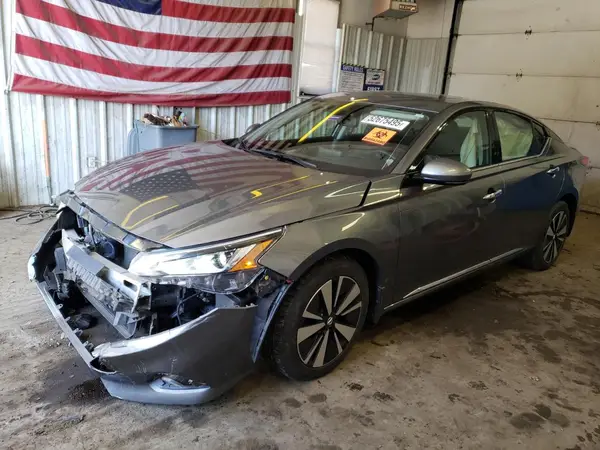 1N4BL4EW0KC134521 2019 NISSAN ALTIMA - Image 1
