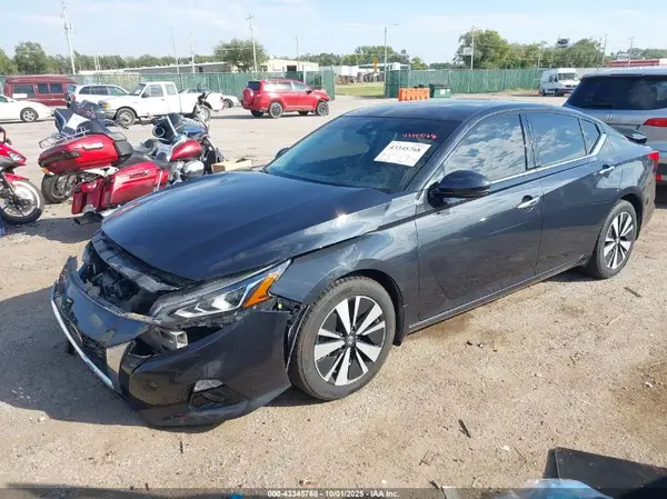 1N4BL4EW0KC178695 2019 NISSAN ALTIMA - Image 2