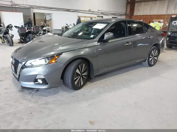 1N4BL4EW0MN310345 2021 NISSAN ALTIMA - Image 2