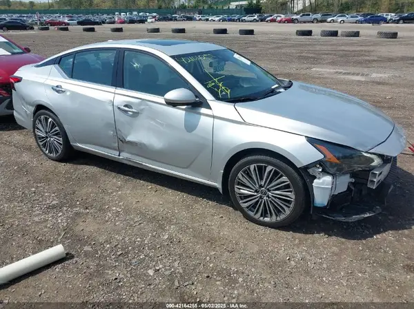 1N4BL4EW0PN387513 2023 NISSAN ALTIMA - Image 1
