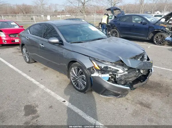 1N4BL4EW0PN414516 2023 NISSAN ALTIMA - Image 1