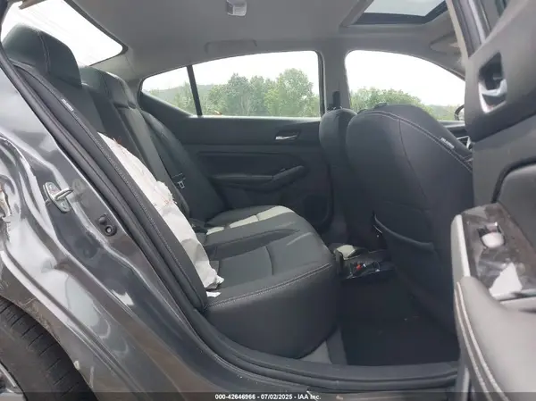 1N4BL4EW0SN329782 2025 NISSAN ALTIMA - Image 8