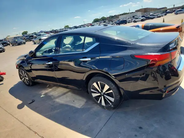 1N4BL4EW1LC209468 2020 NISSAN ALTIMA - Image 2