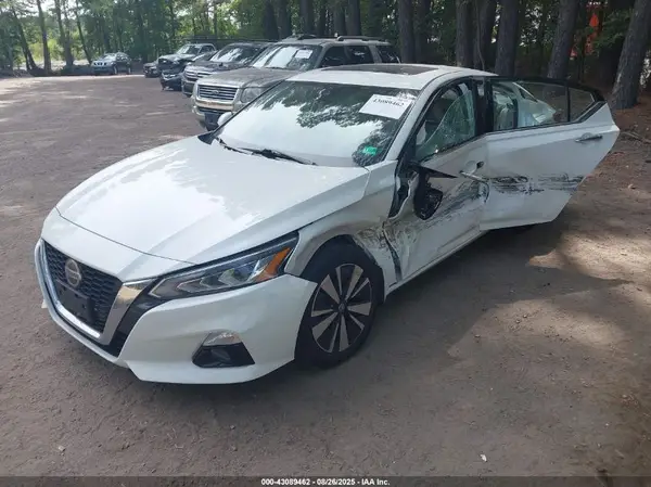 1N4BL4EW1NN418524 2022 NISSAN ALTIMA - Image 2