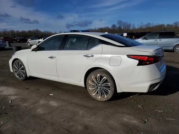 1N4BL4EW1PN349529 2023 NISSAN ALTIMA - Image 2
