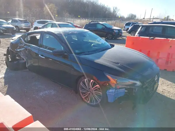 1N4BL4EW1PN353998 2023 NISSAN ALTIMA - Image 1