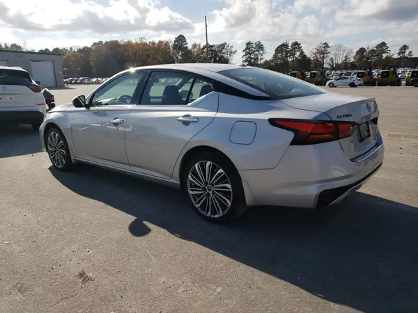 1N4BL4EW1PN387813 2023 NISSAN ALTIMA - Image 2