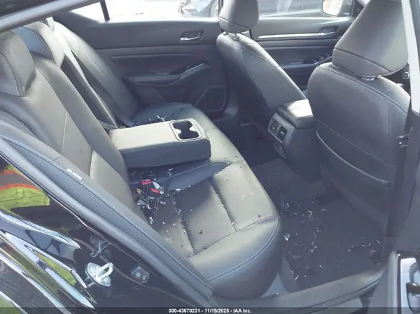 1N4BL4EW1RN418982 2024 NISSAN ALTIMA - Image 8