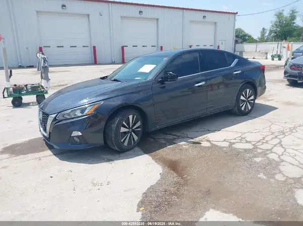 1N4BL4EW2LN308403 2020 NISSAN ALTIMA - Image 2