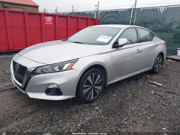 1N4BL4EW2MN365038 2021 NISSAN ALTIMA - Image 2