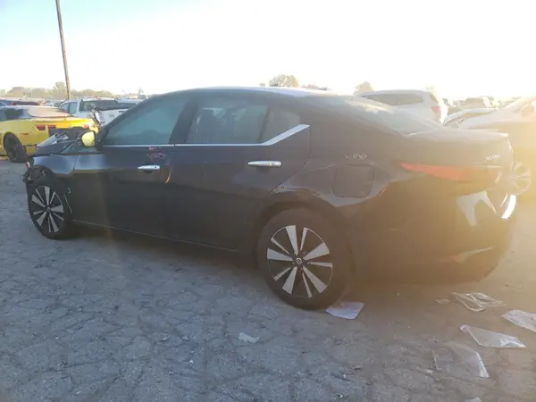 1N4BL4EW2NN323597 2022 NISSAN ALTIMA - Image 2
